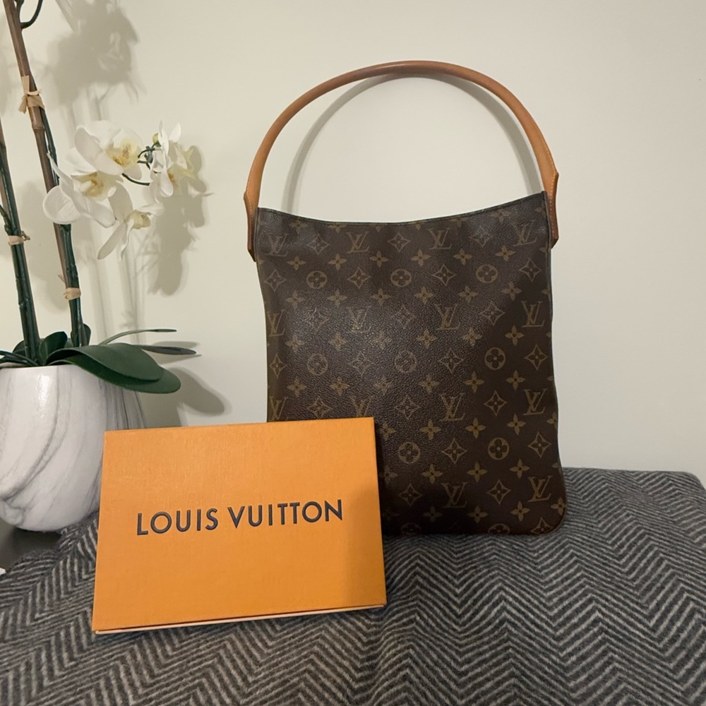Authenticated Louis Vuitton Monogram Looping GM Shoulder Bag